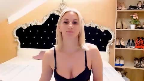 Snapshot of brandyweed chatting on 23, 10, 2025 brandyweed online show from 23, 10, 2025