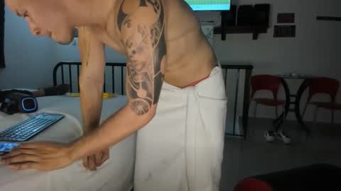 Instagram             twitter BRAN LOPEZ  online show from 10, 9, 2025