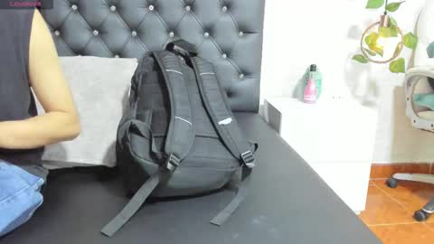 Snapshot of brann_tadzio chatting on 14, 12, 2025 online show from 14, 12, 2025