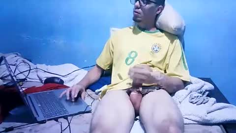 Snapshot of brasil43 chatting on 9, 3, 2026 PutoBR online show from 9, 3, 2026