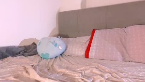 Annie online show from 13, 2, 2025