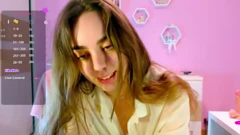 Annie online show from 25, 7, 2026