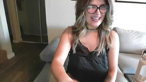 BrattyBarbieBabe online show from 27, 7, 2026