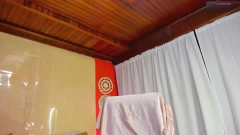 Snapshot of bratzyasminxxx chatting on 22, 3, 2026 Yasmin online show from 22, 3, 2026