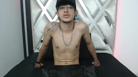Snapshot of brayan_oconer08 chatting on 15, 11, 2025 brayan_oconer08 online show from 15, 11, 2025
