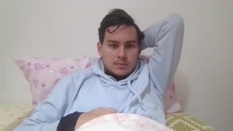 Snapshot of brazilboy2026 chatting on 2, 12, 2025 brazilboy2026 online show from 2, 12, 2025