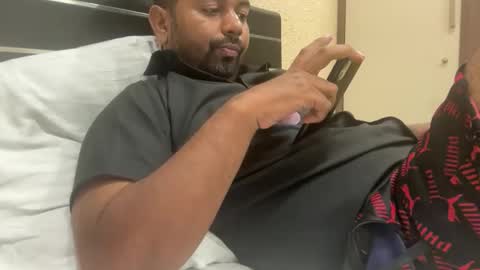 dont tell me u like to see me if you cant follow me online show from 19, 10, 2025