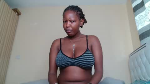 Snapshot of bree_beauty chatting on 9, 7, 2026 bree_beauty online show from 9, 7, 2026