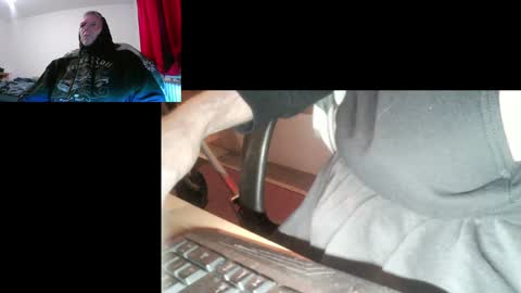 Snapshot of bremer64 chatting on 2, 1, 2025 bremer64 online show from 2, 1, 2025