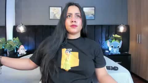   online show from 1, 7, 2026