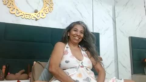 BRENDA VELASQUEZ online show from 27, 6, 2026