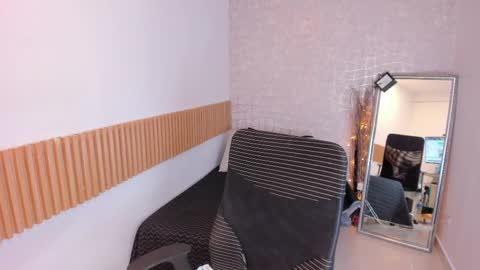 Zafira online show from 6, 3, 2025