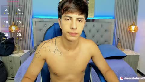 Esteban online show from 5, 4, 2026