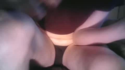 Snapshot of bri20fu chatting on 21, 2, 2026 raining down on me online show from 21, 2, 2026