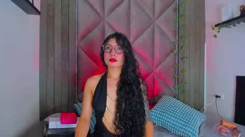 Snapshot of briaconner_ chatting on 8, 5, 2026 B R I A online show from 8, 5, 2026