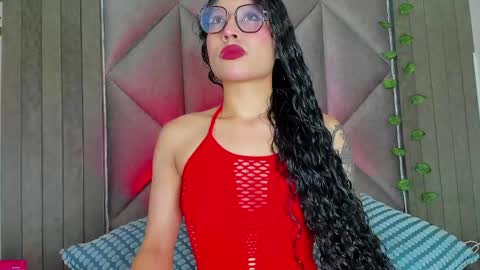 Snapshot of briaconner_ chatting on 9, 5, 2026 B R I A online show from 9, 5, 2026