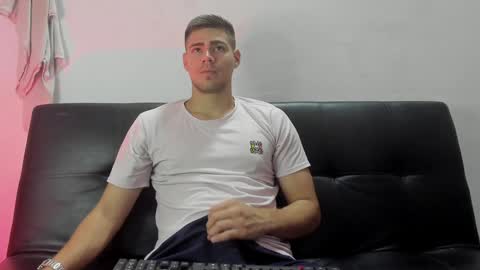 Snapshot of brian_mac chatting on 3, 1, 2025 brian_mac online show from 3, 1, 2025