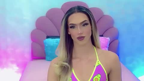 BRIANA online show from 22, 1, 2025