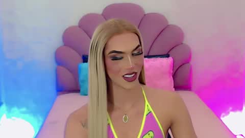 BRIANA online show from 2, 2, 2025