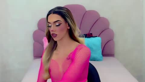 BRIANA online show from 3, 3, 2025