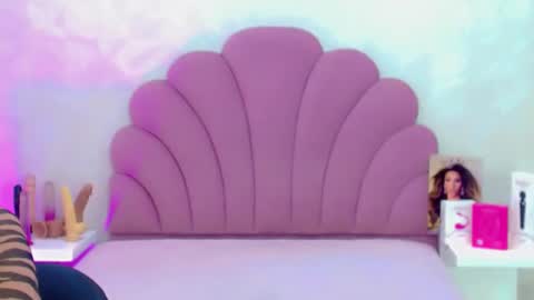 BRIANA online show from 7, 3, 2026