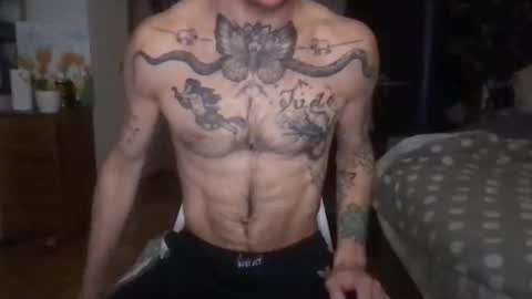 Snapshot of brianmuscle chatting on 17, 12, 2025 Brian online show from 17, 12, 2025