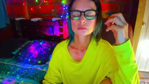 Brianna garnerr online show from 23, 3, 2026