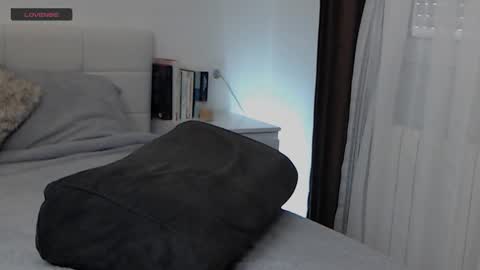 briannabk online show from 20, 3, 2026