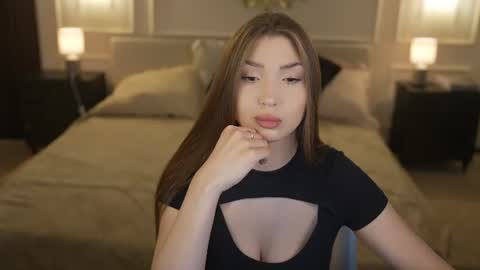 Diamonds Girls online show from 20, 7, 2026