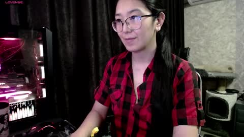 Snapshot of brightssmiles chatting on 28, 1, 2025 Aisha online show from 28, 1, 2025