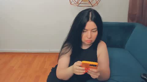 brilliantegirl_ online show from 28, 6, 2026