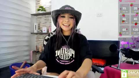 Snapshot of brisa_white69 chatting on 15, 10, 2025 brisa online show from 15, 10, 2025