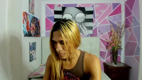 Snapshot of brisahott chatting on 7, 1, 2025 Brisa online show from 7, 1, 2025