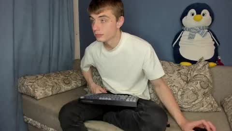 bristlebback online show from 9, 5, 2026