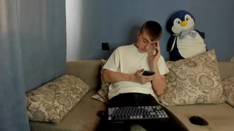 bristlebback online show from 7, 6, 2026