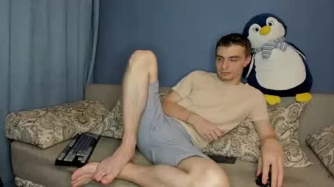 bristlebback online show from 25, 6, 2026