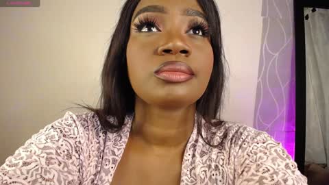 Snapshot of britanymooree chatting on 9, 12, 2024 Britany online show from 9, 12, 2024