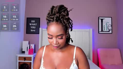 Snapshot of britanymooree chatting on 9, 1, 2026 Britany online show from 9, 1, 2026