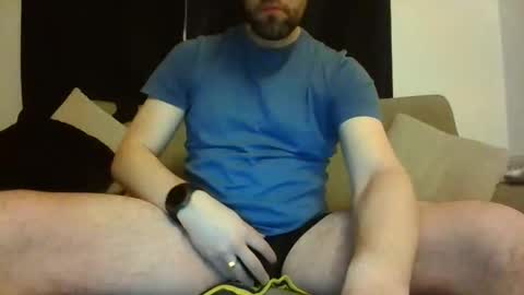 britguy6985 online show from 28, 2, 2026