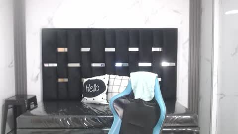 Britney  online show from 16, 1, 2026