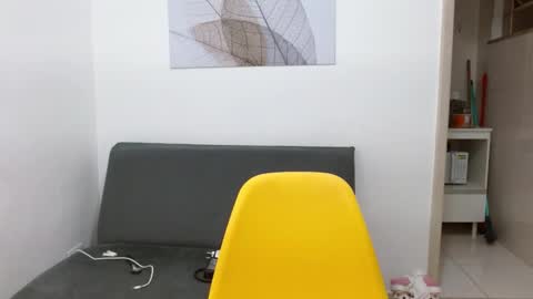 maru miaw   Please help me to reach 100 thumbs up online show from 30, 10, 2025