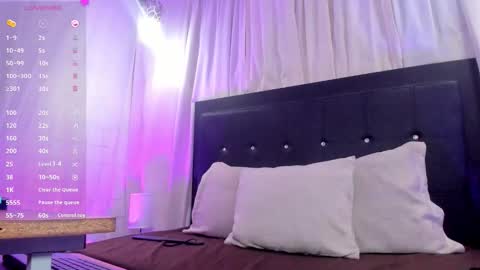   online show from 19, 11, 2025