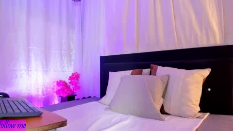   online show from 11, 2, 2026