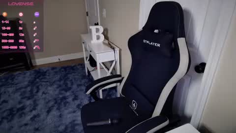 Snapshot of brookebee27 chatting on 18, 2, 2025 brookebee online show from 18, 2, 2025