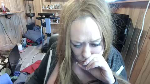 Snapshot of brookeride chatting on 3, 10, 2025 BrookeRide online show from 3, 10, 2025