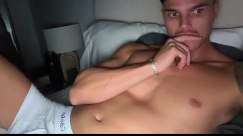 BrooklynTay online show from 29, 4, 2026