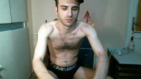 Snapshot of brownhaiir chatting on 18, 12, 2024 brownhaiir online show from 18, 12, 2024