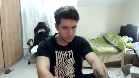 Snapshot of brownhaiir chatting on 18, 9, 2025 brownhaiir online show from 18, 9, 2025