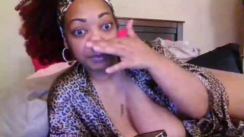 brownroundrenee online show from 4, 7, 2026