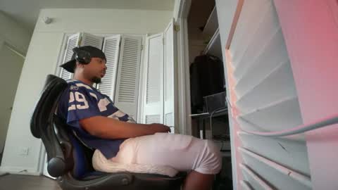 Brownskinshortyy online show from 24, 2, 2026